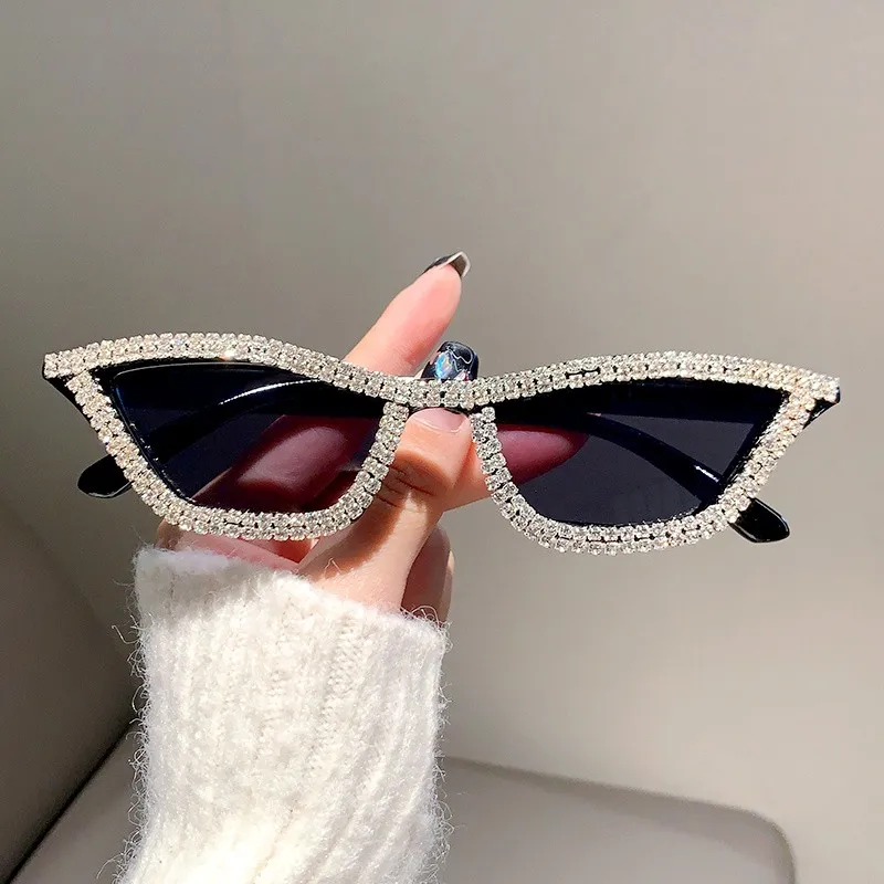 Modna diamentowy kot okulary przeciwsłoneczne kobiet mężczyzn luksusowa marka designerska brokatowa trójkątna okulary przeciwsłoneczne okulary przeciwsłoneczne UV400 — zdjęcie 6