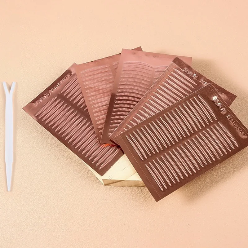 보이지 않는 이중 접이식 눈꺼풀 테이프 스티커 레이스 자연 클리어 베이지 스트라이프 자체 접착 아이 섀도우 용 천연 아이 메이크업 도구