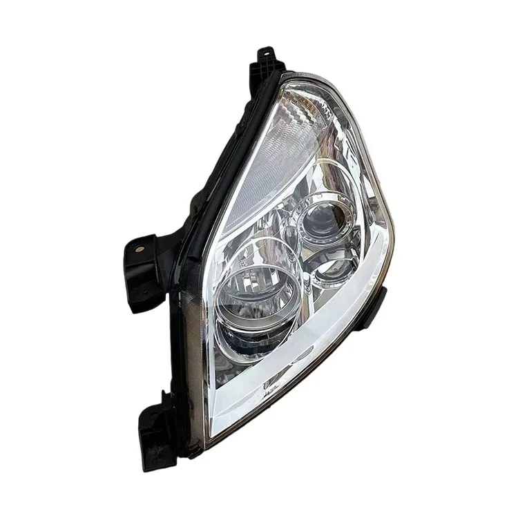 Foton Original Factory Tuolu E3 E5 Headlight Assembly 24V Front Combination Light for P1371010001A0 New Condition P1371010002A0