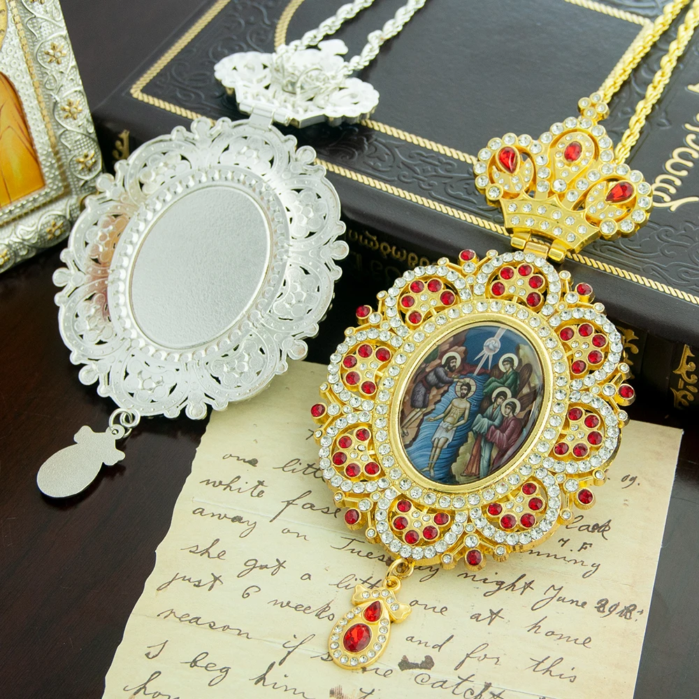 

Church Ritual Alloy Pendant Classic Retro Icon Family Prayer Item Factory Direct Sales Necklace with 100CM Alloy Chain