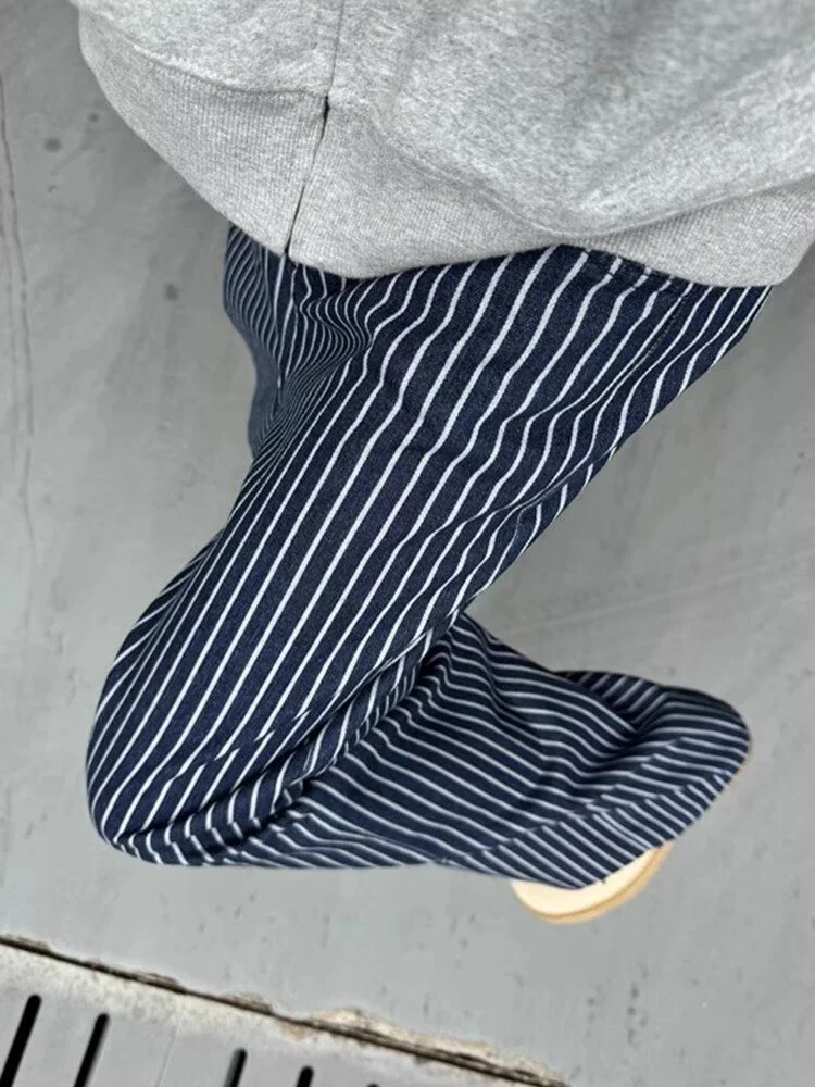 Cleanfit blauwe verticale gestreepte herenjeans Casual losse wijde pijpen Afslankende Amerikaanse Sle lange broek Jeugdtrend Lente Faion