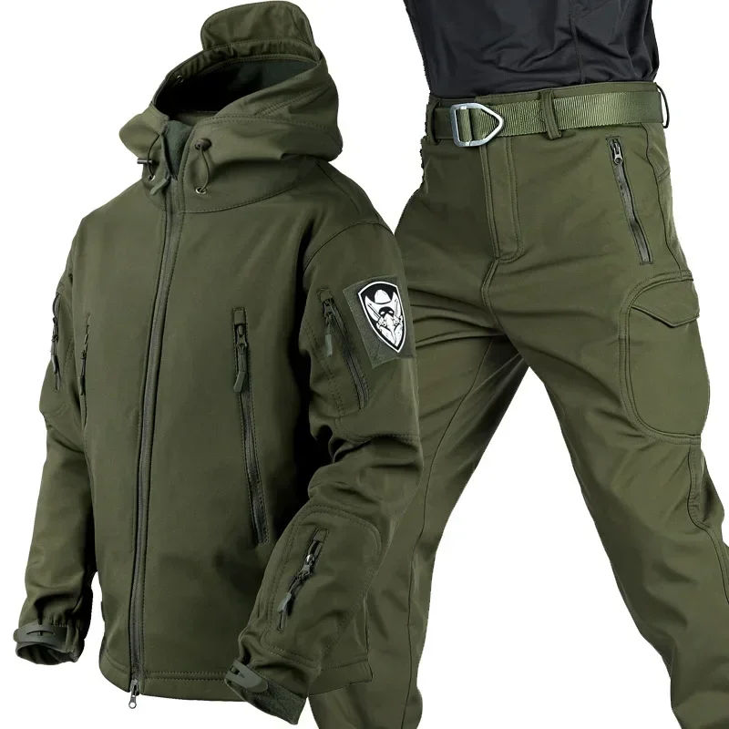 2024 Shark Skin Soft Shell Winter Pluche Verdikte Bergbeklimmen Tactiek Training Winddicht IX7 Combat Broek Jas Pak