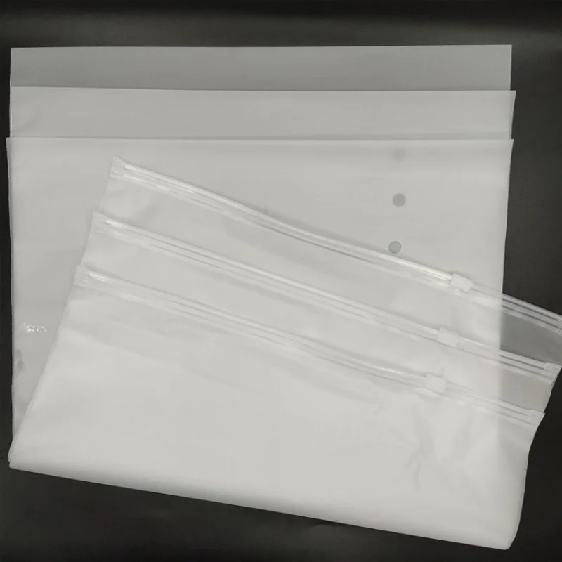 2025customized.Custom Matte Frosted PVC Zip Lock Bags Shirt bags Clothing Biodegradable Frosted Packaging z
