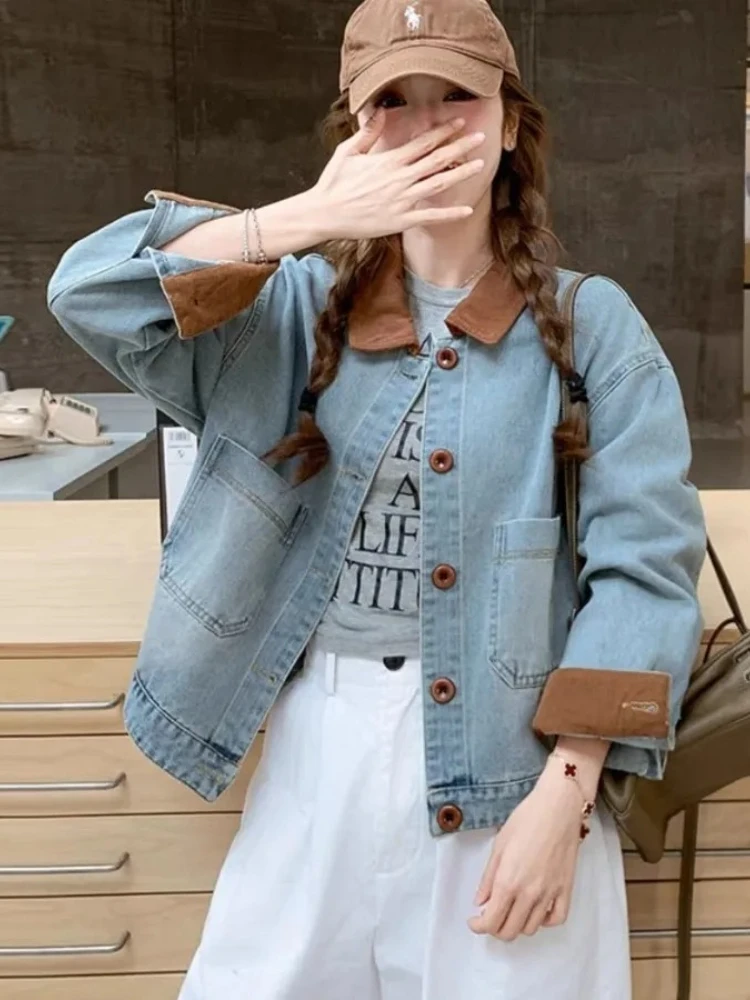 

Женская джинсовая куртка в корейском стиле на весну-осень 2026 с вельветовым воротником, контрастной отделкой, укороченная, оверсайз, повседневная, с пэчворком, джинсовый топ