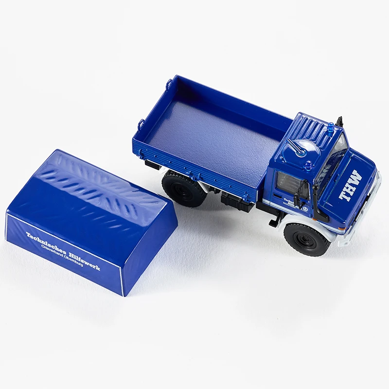 MASSDI 1:64 Unimog U1300L Van/ambulancia Civil de agua/oto todoterreno/motor de fuego coche en miniatura de aleación colección de niños exhibición de regalo de recuerdo