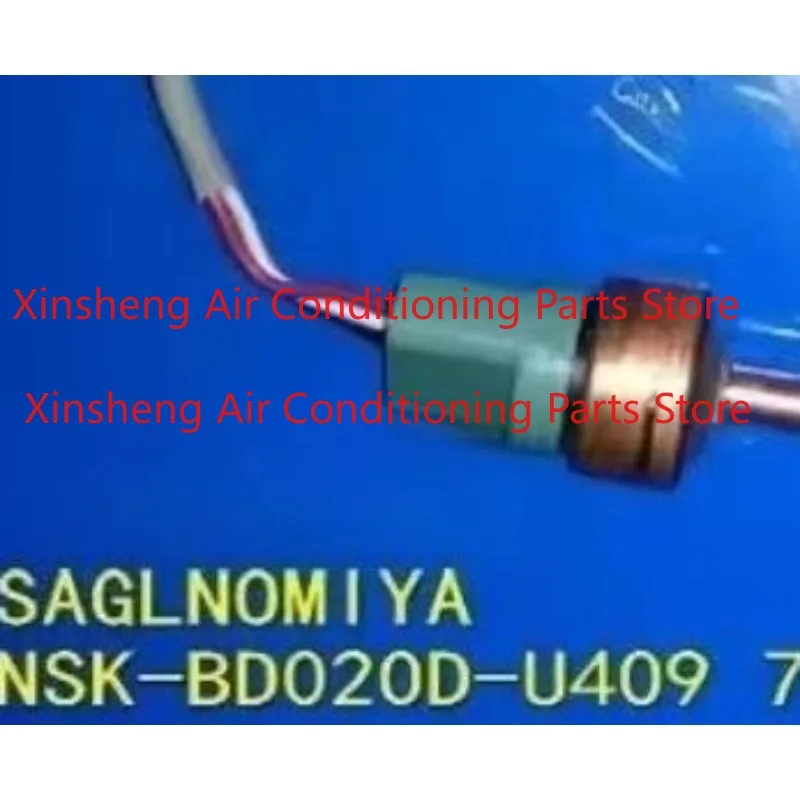 Brand new, suitable for Hisense, air conditioner NSK-BD017D-U226 Z035 low voltage sensor
