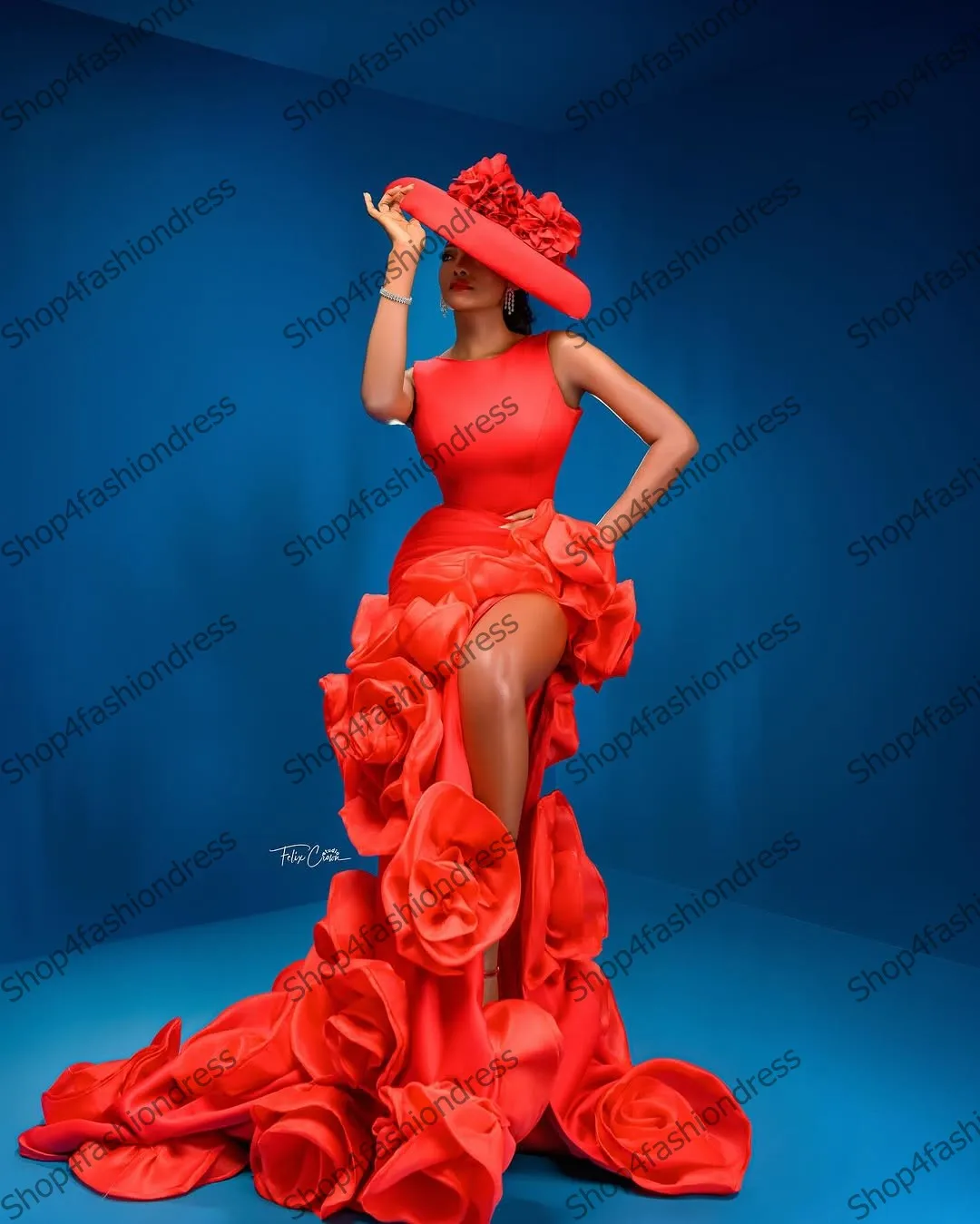 Chic Handmade Flowers Evening Dresses New Fashion Mesh Floral Mermaid Prom Gowns High Slit Satin Celebrity Pageant Dress