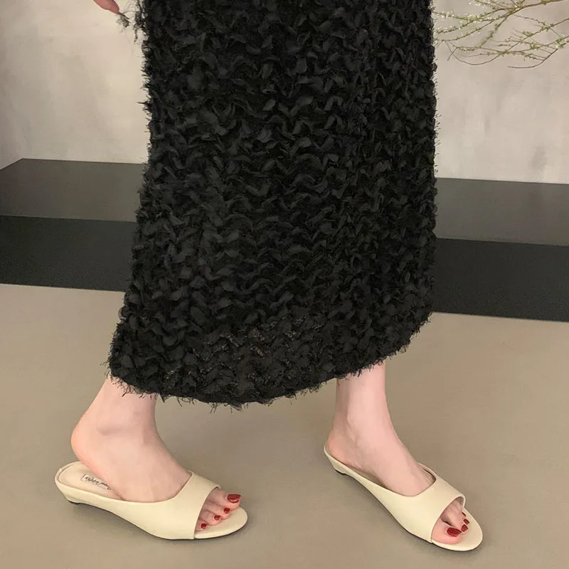 BOMENDUI 2026 Red Summer New Women Slipper Open Toe Outdoor Dress Sandal Shoes Fashion Low Wedge Heel Ladies Elegant Slides view 5