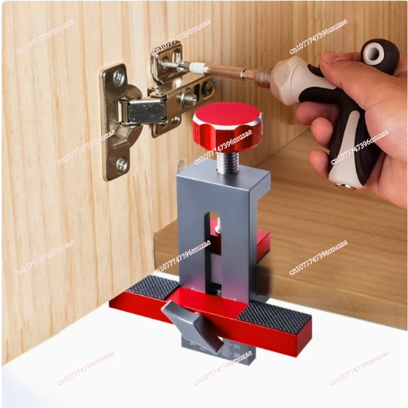 Cabinet door installation AIDS Install door leveler Hanging cabinet cabinet door auxiliary fixing artifact