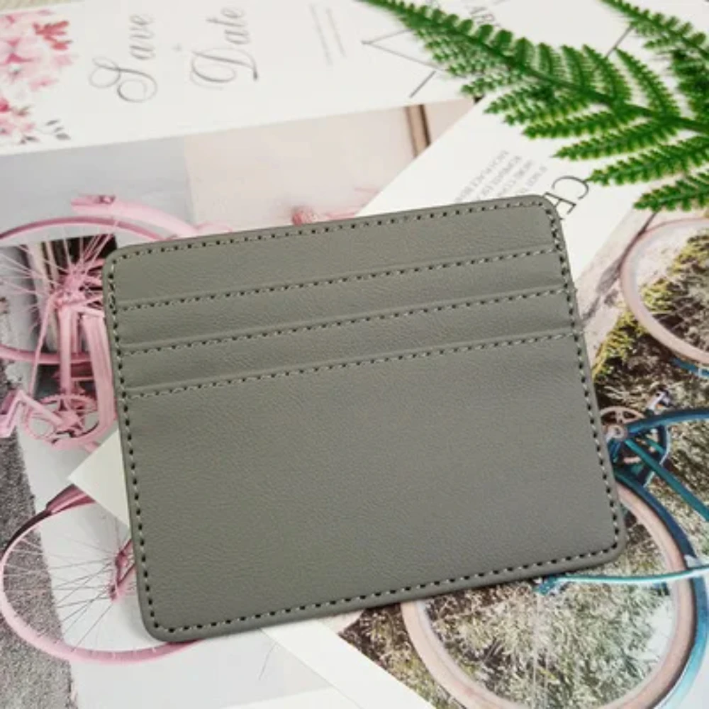 Mini billetera de cuero ultrafina para hombre y mujer, tarjetero delgado para tarjetas de crédito, estuche pequeño para identificación, monedero con 4 ranuras para tarjetas, 1 ud.