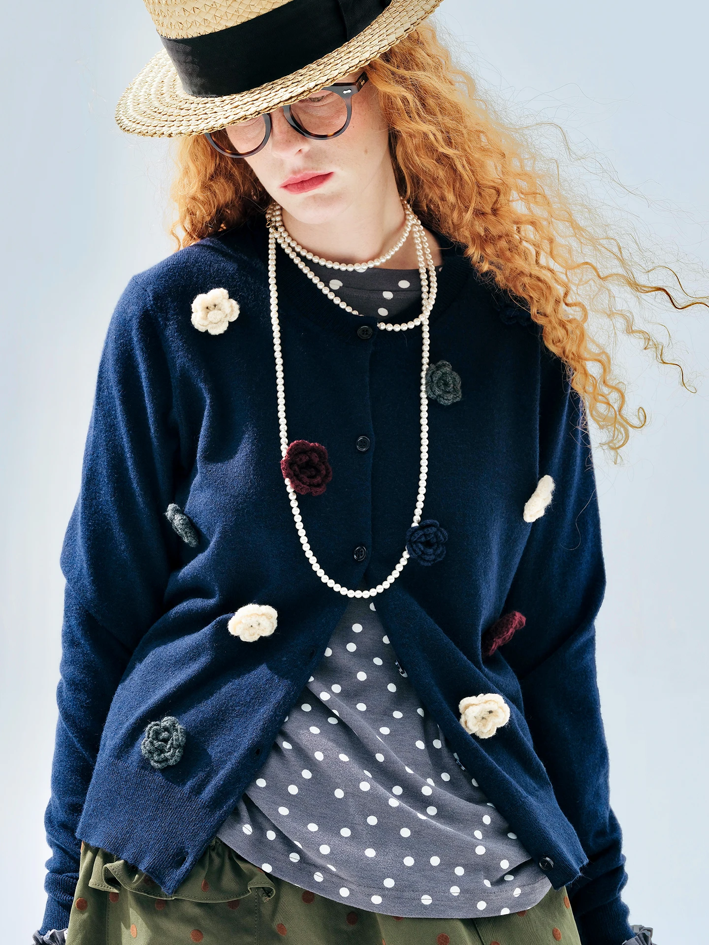 Dunkelblaue Strickwaren – Imakokoni 2025, künstlerisches Herbst-Fleece – Strickjacke mit 3D-Blumen und Schnitt 255268