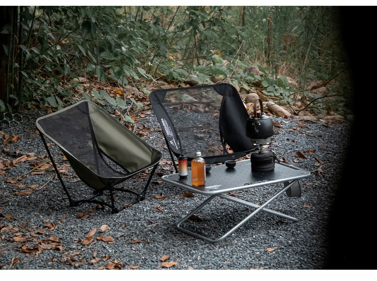 MOUNTAINHIKER Ultraleichter, flacher, zusammenklappbarer Mondstuhl für den Einsatz am Boden: Tragbarer Hocker aus Mesh-CORDURA für Outdoor-Camping, Wandern – Detail 13