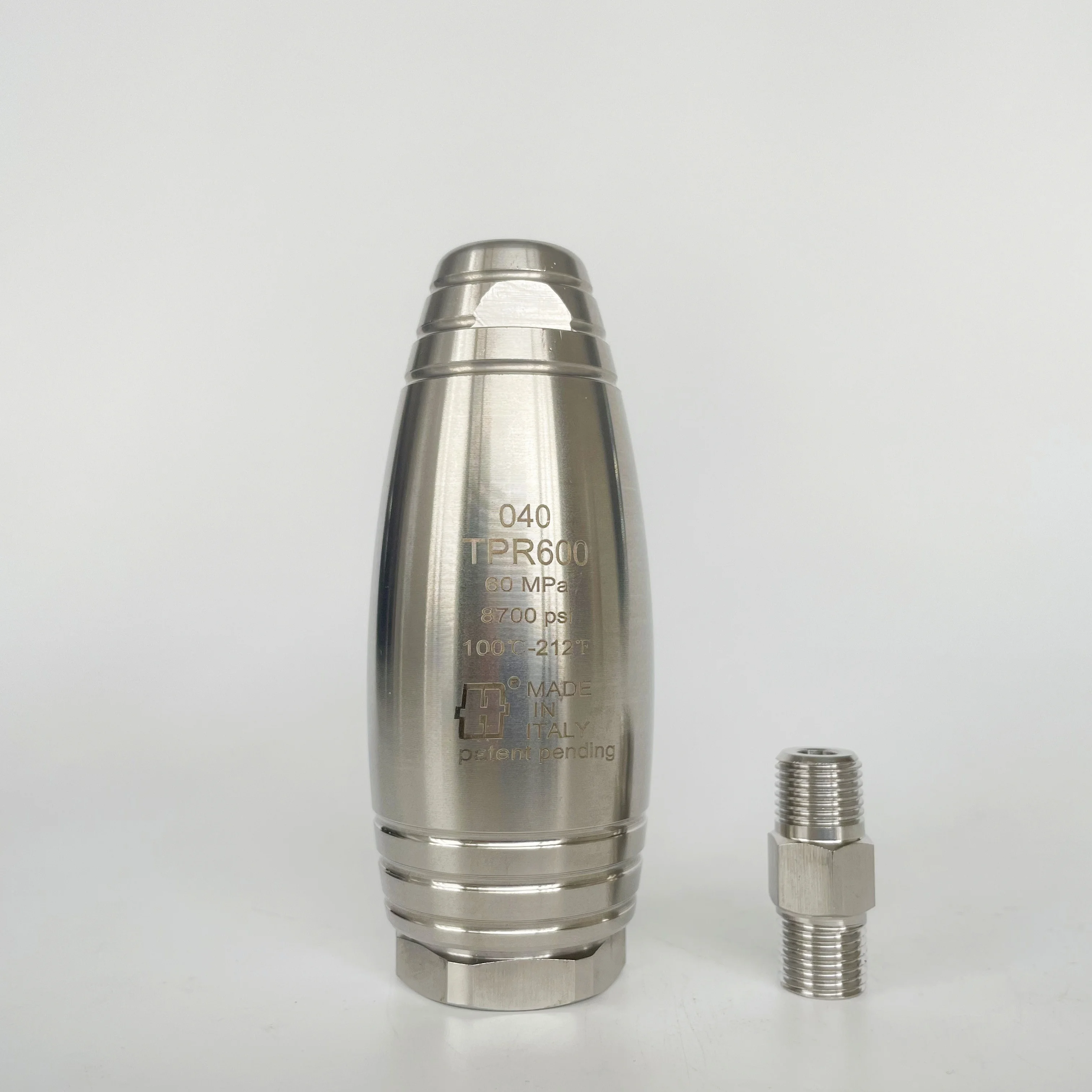 

High Pressure 500/600 Bar 1/4” Quick Connection with Tungsten steel core water turbo rotating nozzle for cleaning Agua potable
