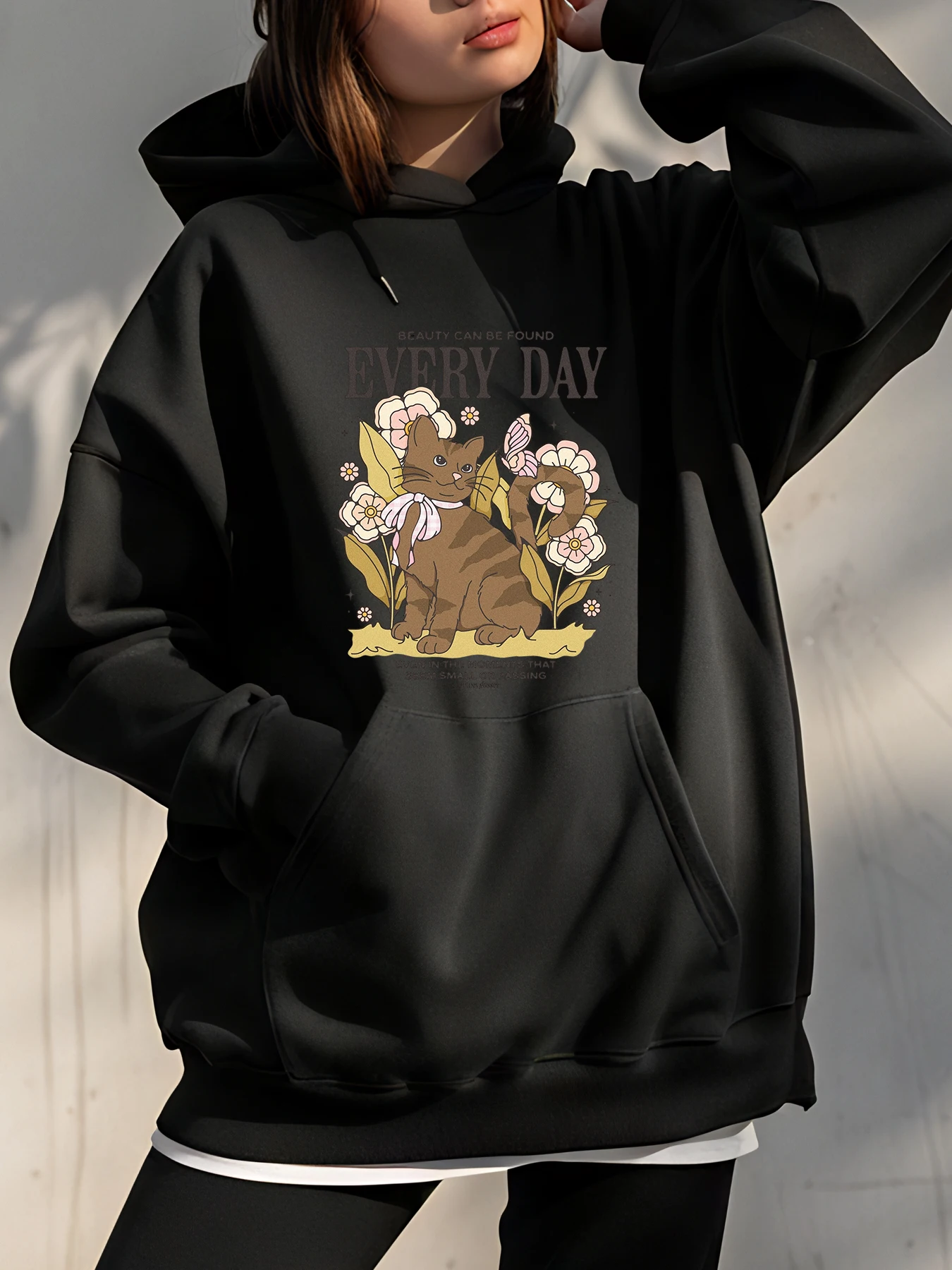 

Толстовка с милым котом и цветочным принтом, женская повседневная осенне-зимняя толстовка, женская модная уличная одежда, пуловер с графическим рисунком, пальто