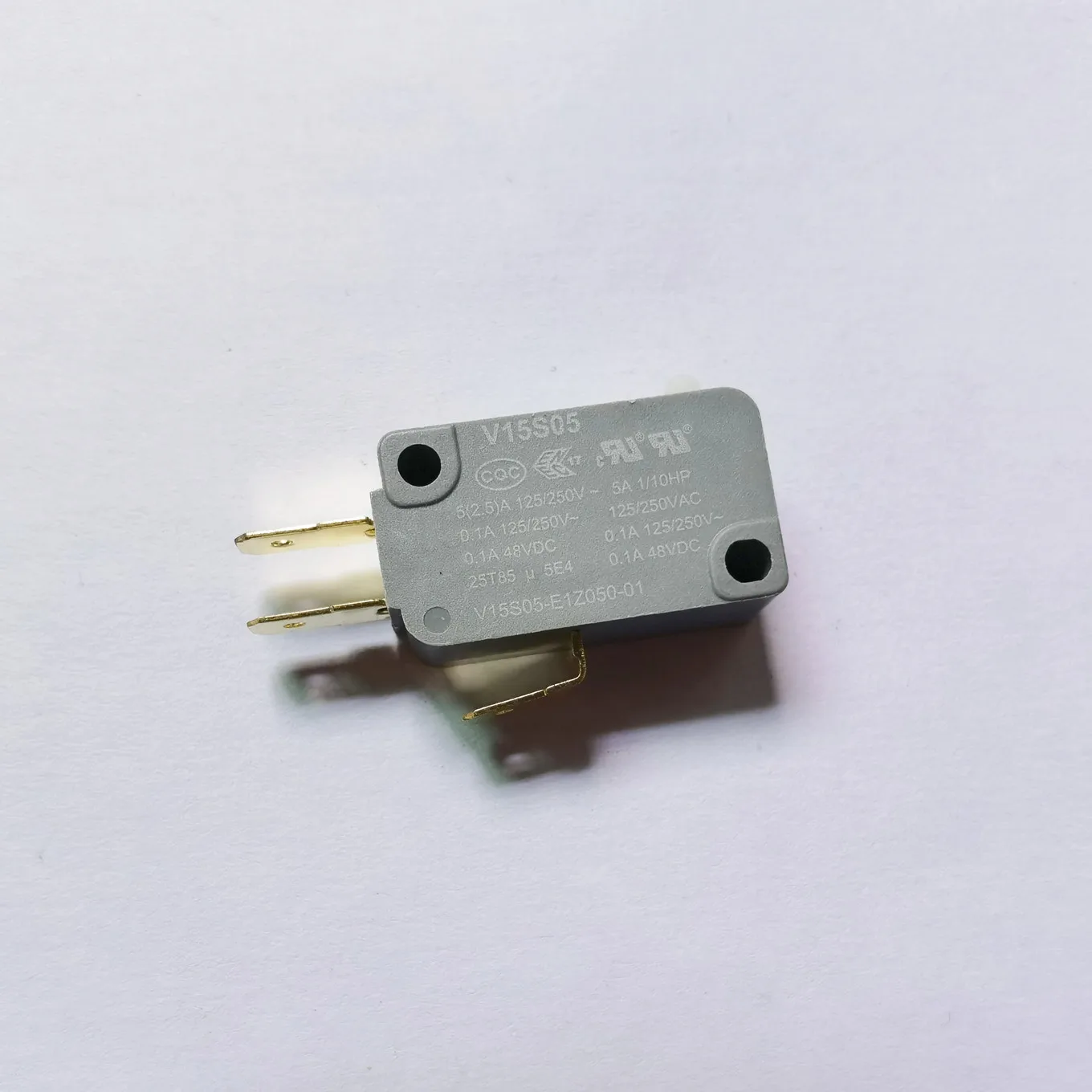 

Original new 100% micro switch V15S05-E1Z050-01 limit switch travel switch
