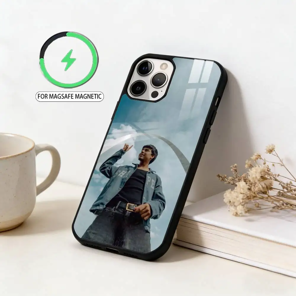 حافظة هاتف I-Ivan-Cornejo-Rapper لهاتف iPhone17,16,15,14,13,12,11 Plus، Pro Max Magnetic للشحن اللاسلكي Magsafe