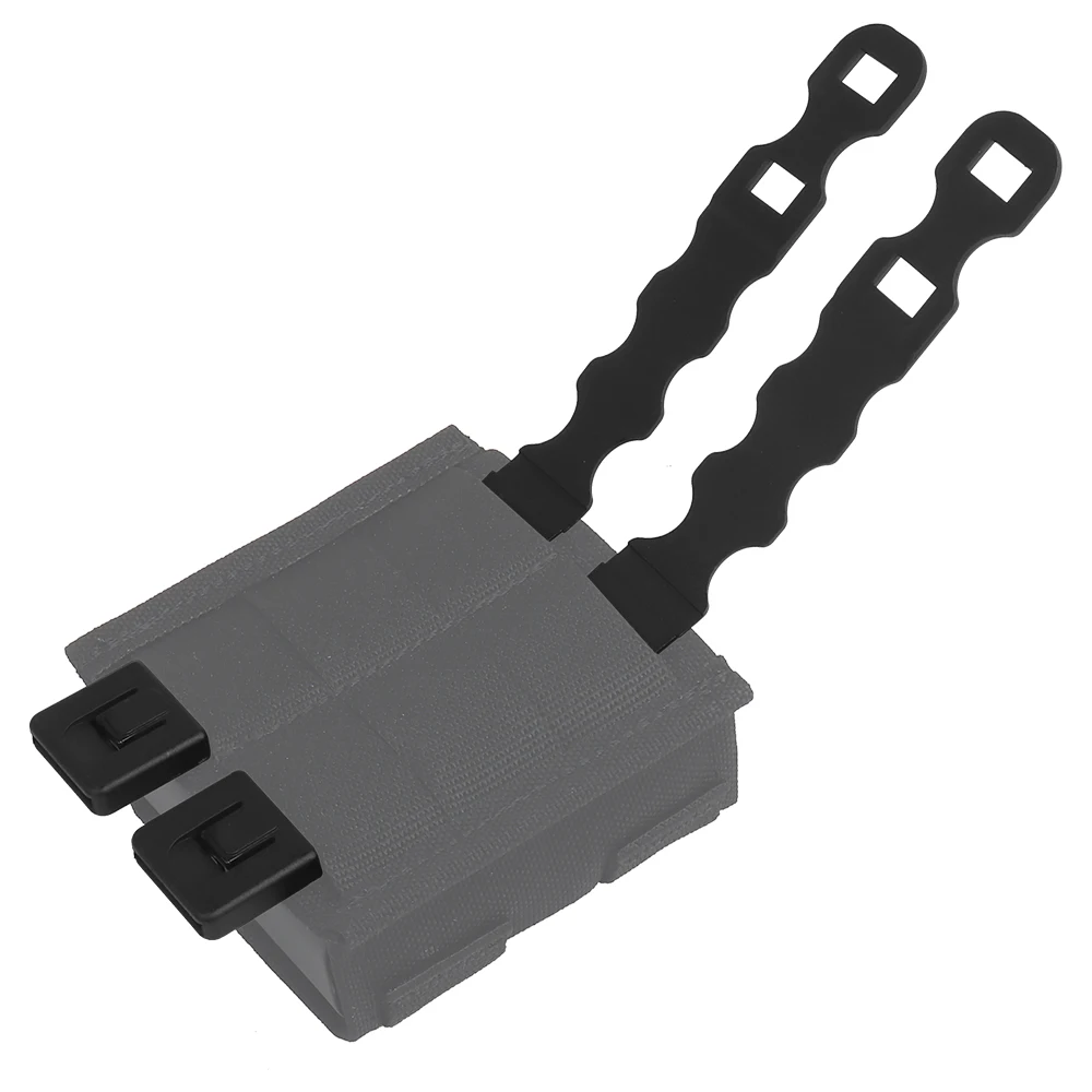 4pcs Tactical Molle System Malice Clips Strap Molle Clips Attachment for Magazine Pouch for 5.56 AR15 Single/Double Mag Pouches