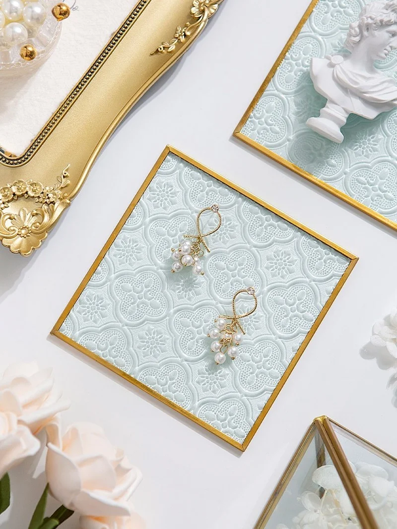 Vintage Embossed Begonia Flower Glass Mat Jewelry Cosmetics Dessert Photography Shooting Props Photography Decorative Ornaments