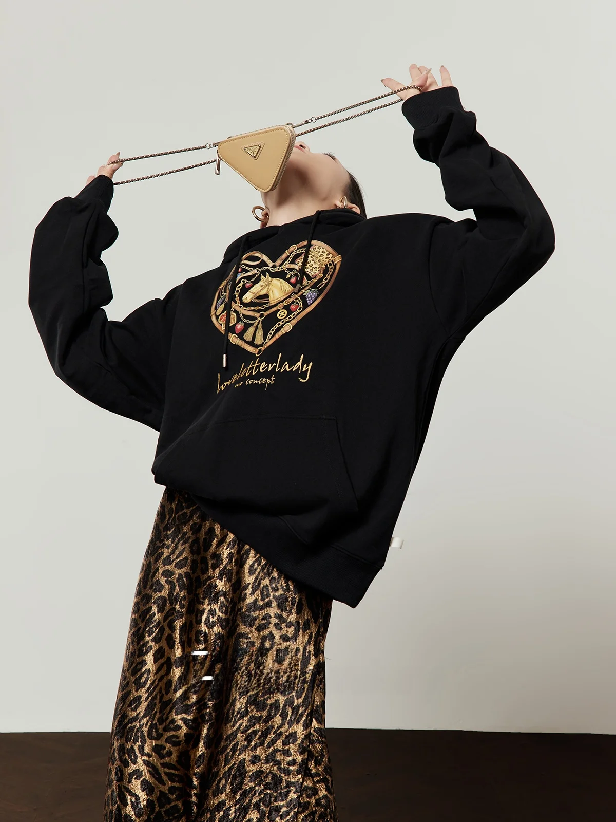 

Bla Loose Fit Hoodie Women's Spring New Sle Chain Print Casual Long Sve Top Versatile Faionable Streetwear