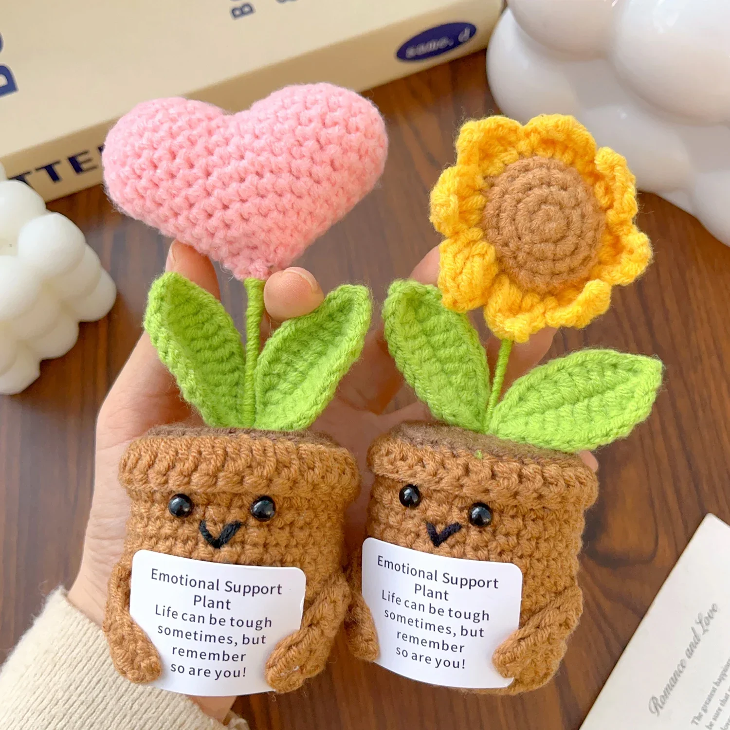 Positive Energy Heart Flowers Handmade Knitting Dolls Potato Hug Pocket Wool Potato Emotional Support Gifts Desk Decor Ornament