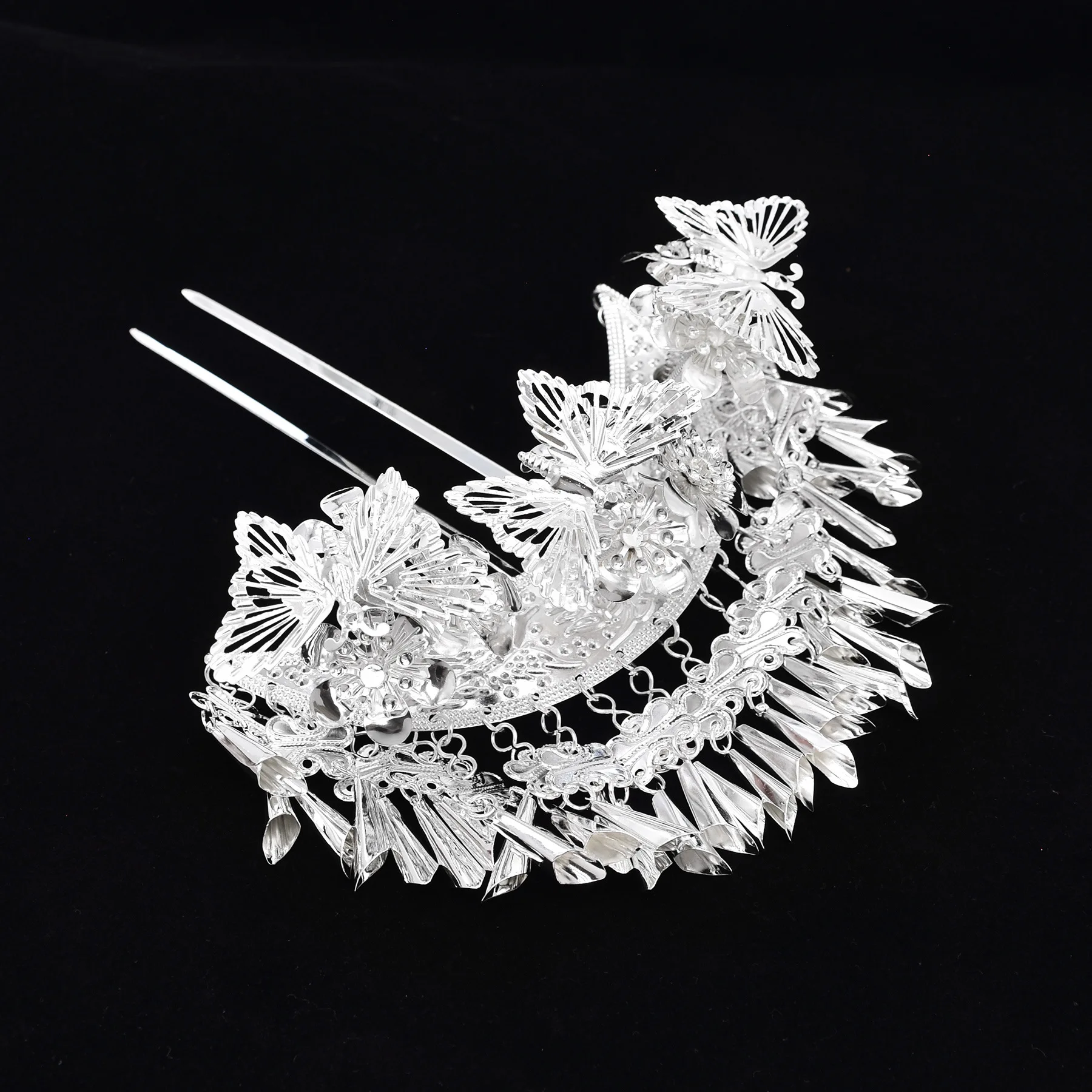 The Miao Nationality Hairpin Chinese Vintage Girls Party Tiaras Hair Clips Silver Color Personality Hair Jewelry Accessory Gift