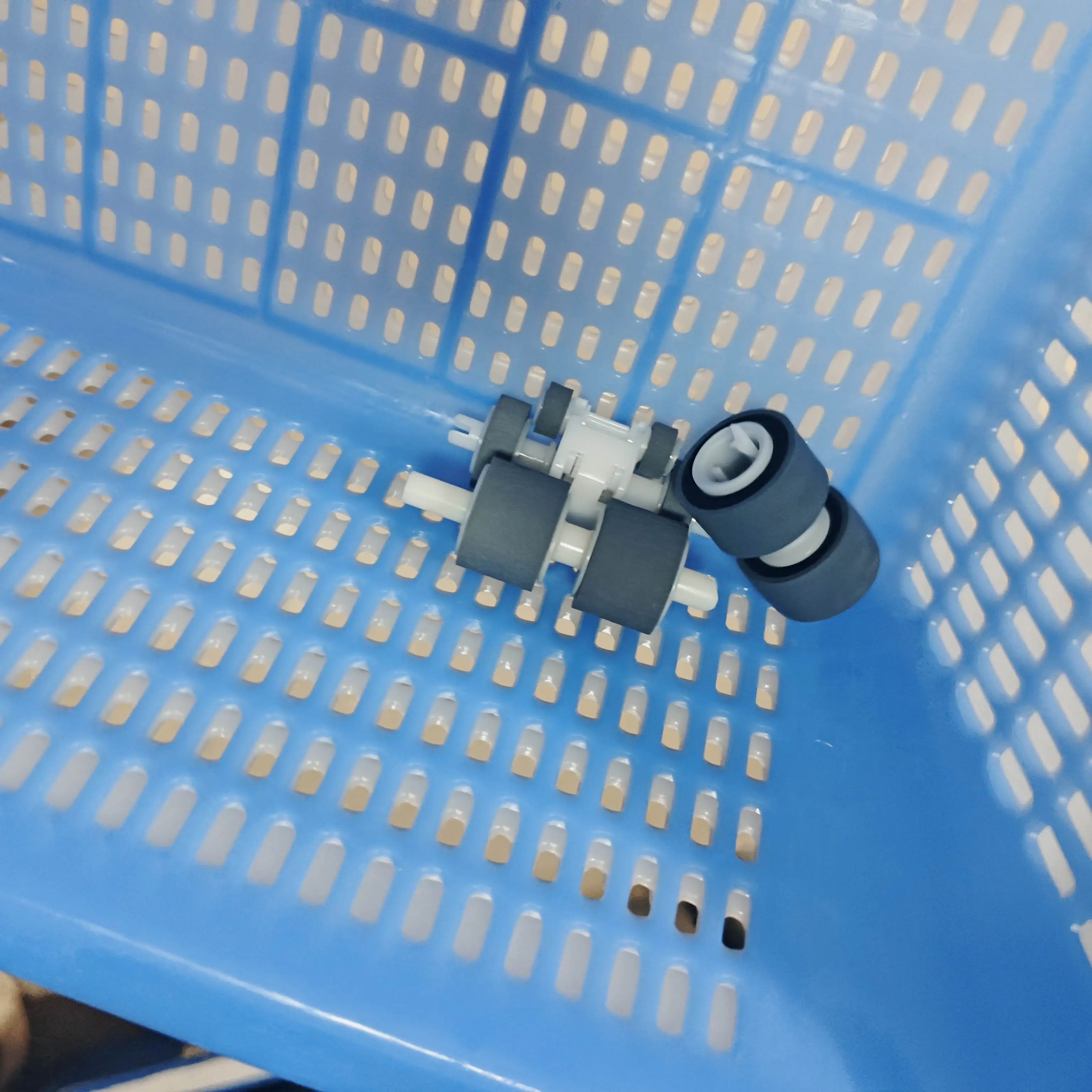 

1X B12B813561 B12B819381 Комплект ролика подачи захвата в сборе для сканера EPSON DS-510 DS-520 DS-560 DS-410 DS-510N DS-520N