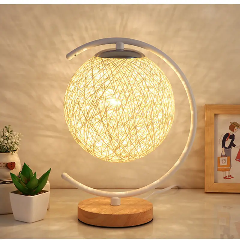 

Red Changming wedding desk lamp, eye protection atmosphere desk lamp, simple, modern and fashionable wedding room