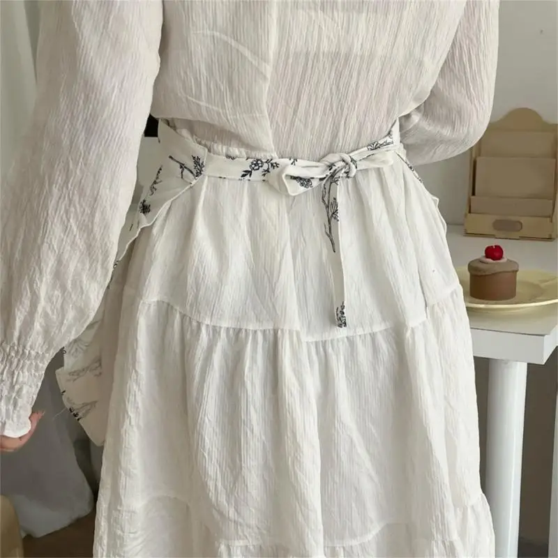 E8BD Fashion Korean Styles Pattern Apron With Easy to Clean Fabric and Front Pocket For Service Worker Coffee Shop Staff