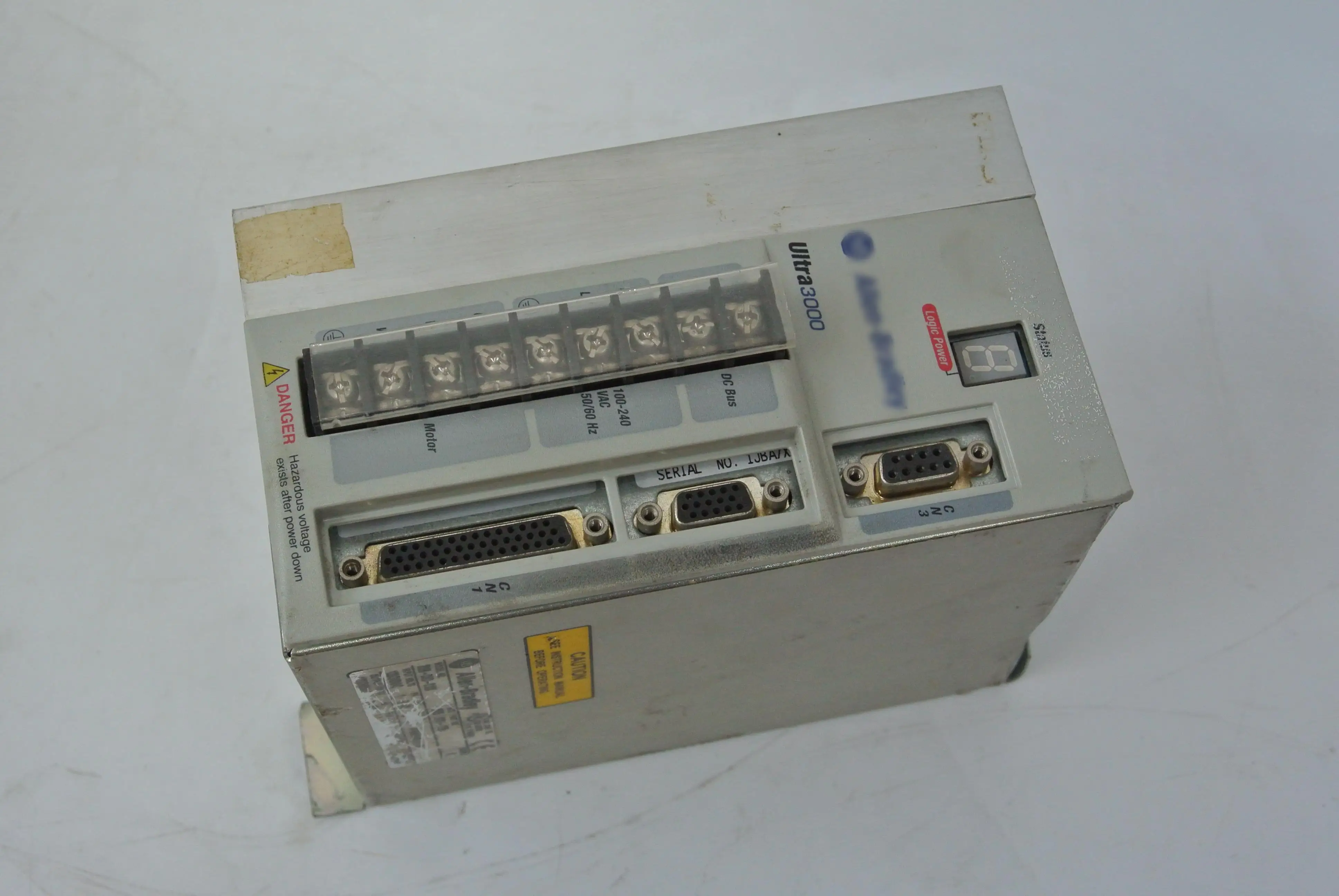 2098-DSD-010X Servo Drive Used in Good Condition