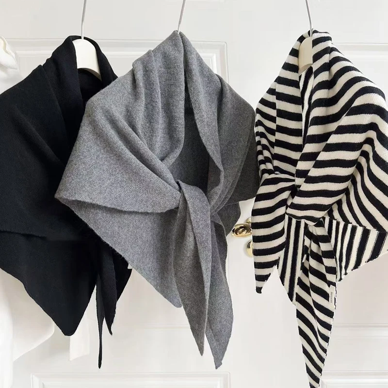 

Женский шарф в стиле ретро с британским треугольником, зимний универсальный супер уютный шарф, женский удобный нежный сладкий глушитель в корейском стиле