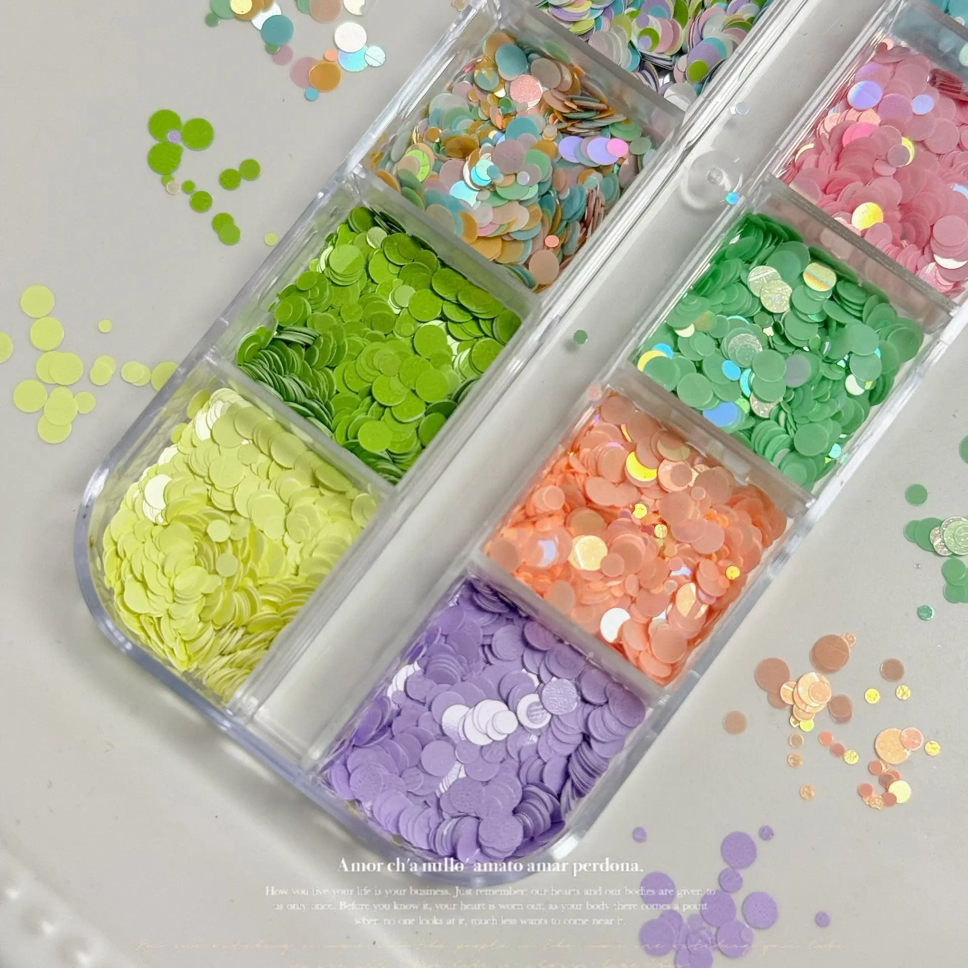 12 Gitter-Fächer mit Blumenflocken-Nagelkunst-Pailletten, Macaron-Farben, 1-3mm Runde Glitzer-Dekorationen für DIY-Nageldesign und Maniküre-Zubehör – Detail 6