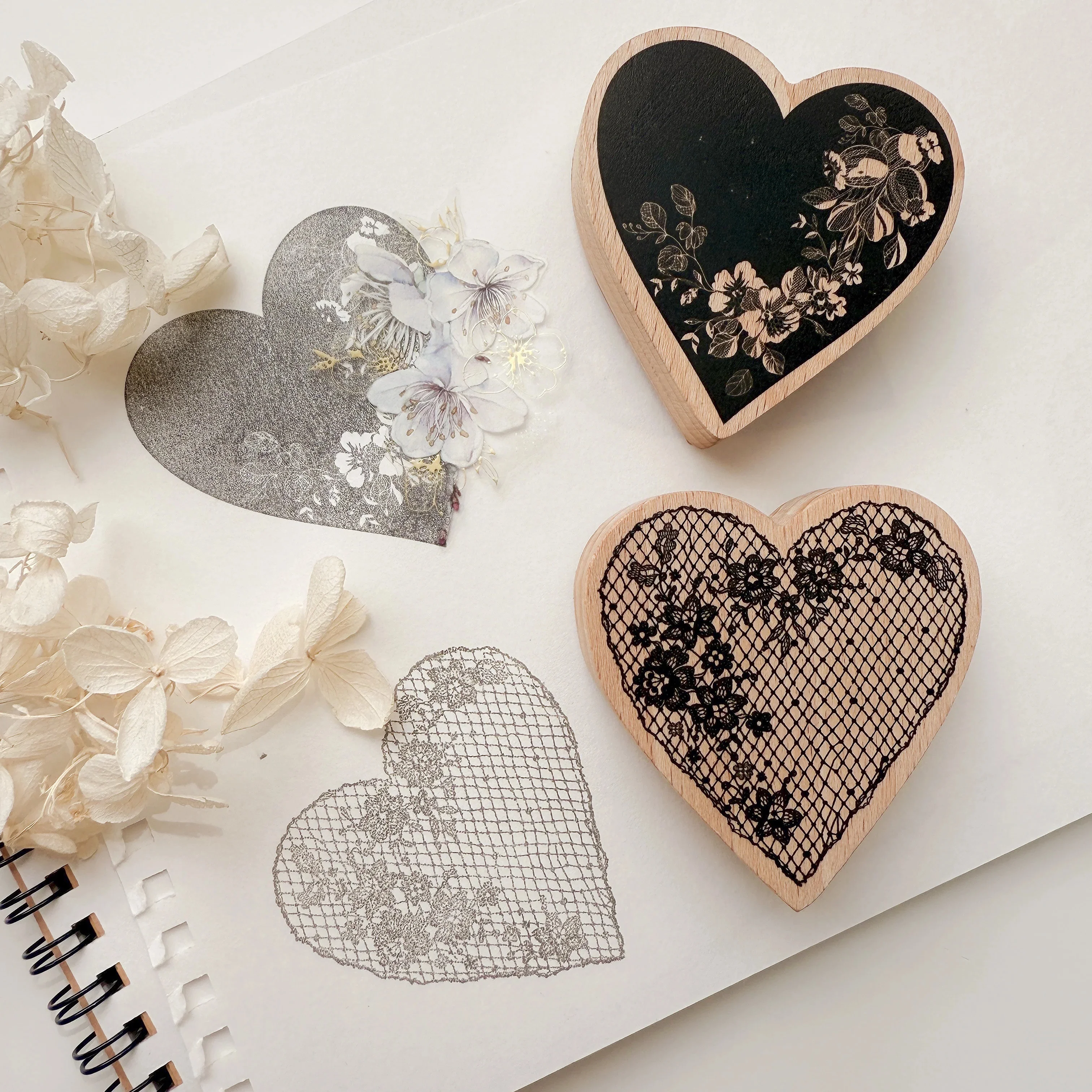 

Журнальные страницы, винтажные шепотсы на кружевной пуговице, деревянный резиновый штамп для DIY, скрапбукинга, фотоальбома, изготовления карт