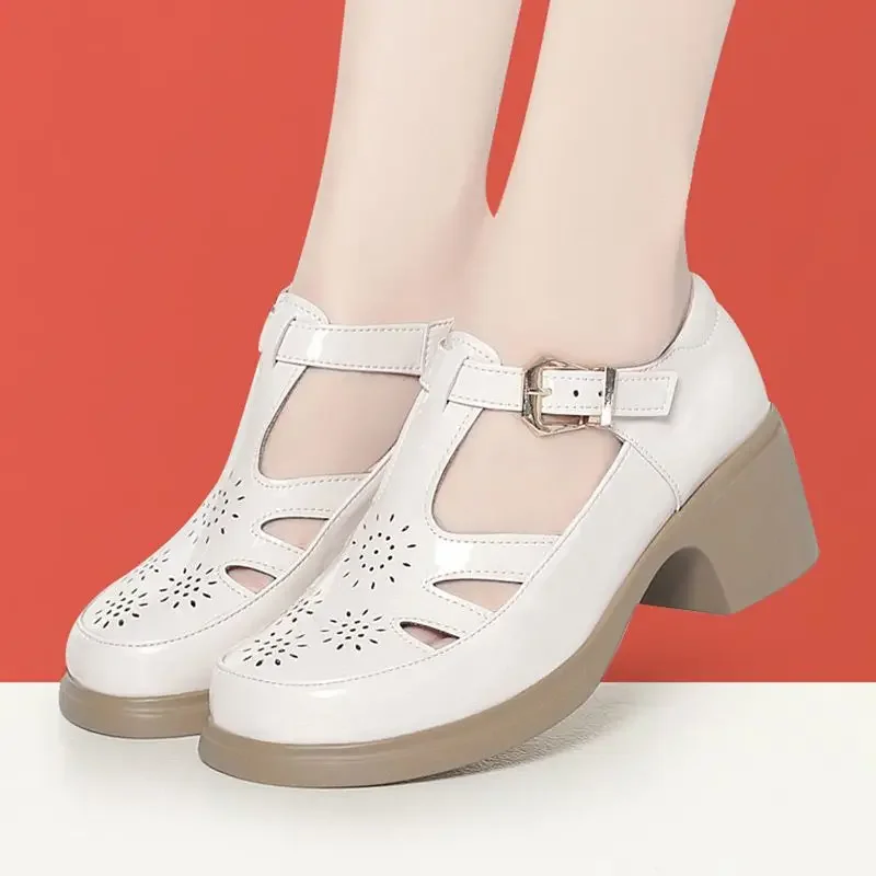 

5,5 см, маленький размер 33–42, туфли на платформе с Т-образным ремешком на среднем блочном каблуке, осень 2024, сандалии из натуральной кожи с закрытой головкой для офиса, мамы и девочки