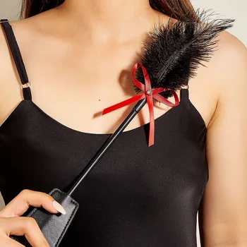 36cm אמיתי יען נוצת סוס שוט, עור מפוצל ההנעה, אבזרי ביצועי קוספליי