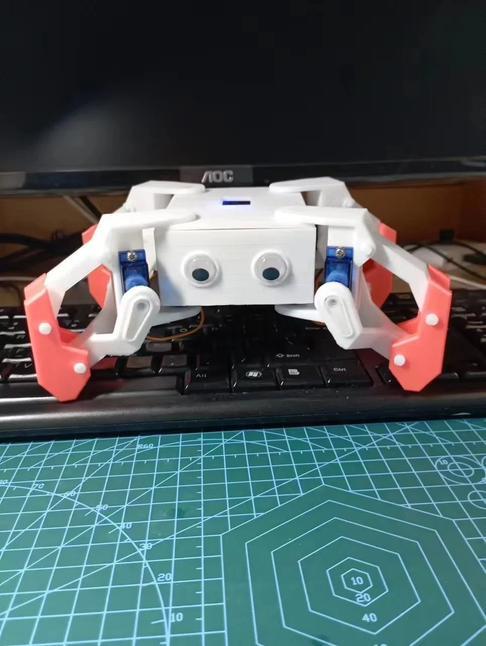 Rememcontrol-Robot bionique araignée quadrupède 4 DOF, imprimante 3D pour Ardu37, avec kit vapeur programmable ESP8266 WIFI