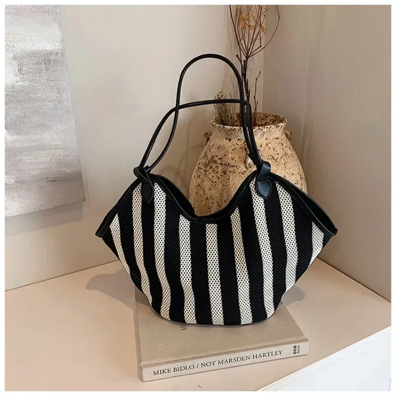 PU Strap Casual Tote Bags for Women New High Capacity Fashion Striped Shoulder Bags Zipper Interior Slot Pocket Bolsas De Hombro