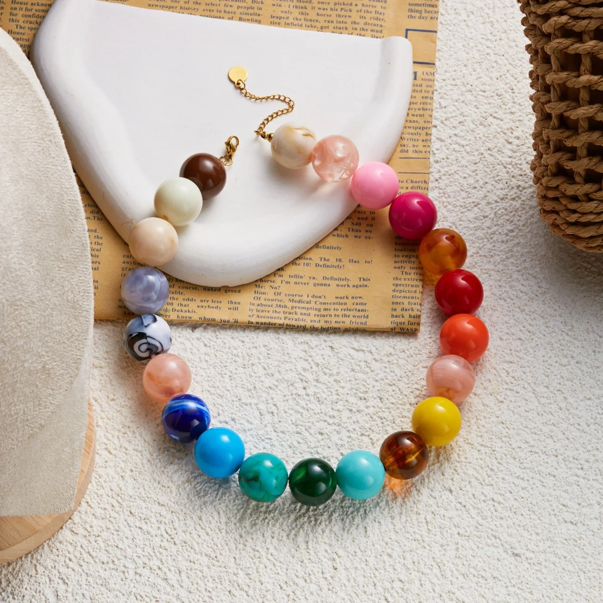 Modische bunte Acryl-Halskette mit großen runden Perlen für Damen und Herren, böhmische blaue braune Harzperlen, Choker, Y2K-Ästhetik-Schmuck – Detail 26