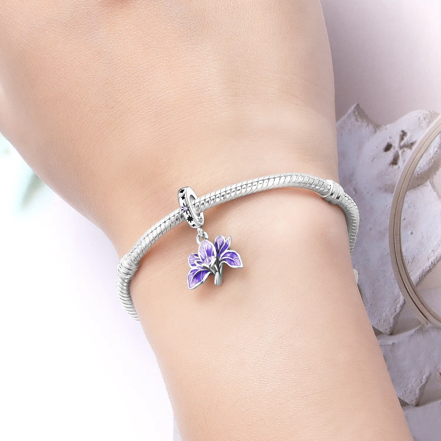 925 Sterling Silver Flowers Plant Elements Blooming Iris Pendant Charms