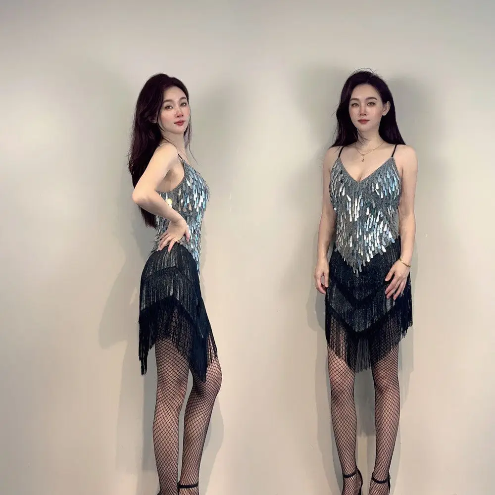 ストラップ付きスパンコールドレス フリンジ付きラテンダンスドレス 細見えイレギュラーパーティーナイトクラブパフォーマンス 大人女子コスチューム ガラ