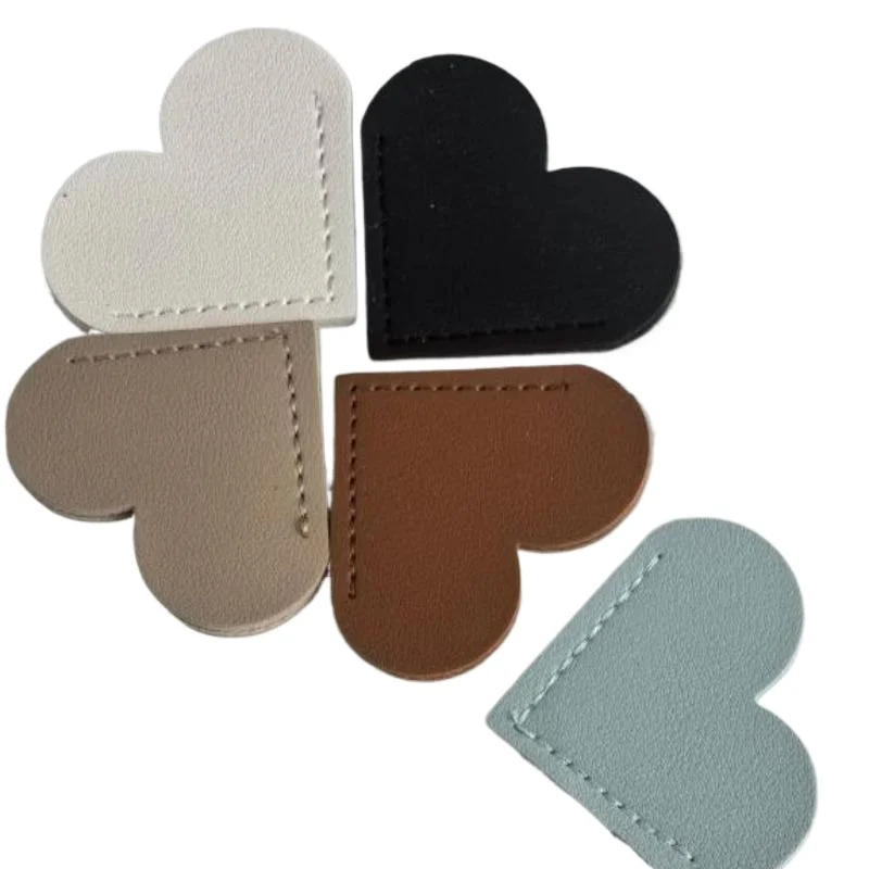 10Pcs Random Pu Leather Heart Bookmarks Corner Page Book Marks for Teachers Students School Office Home