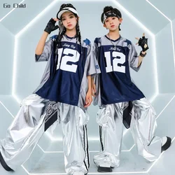 T-shirt a contrasto di colore Hip Hop per ragazze pantaloni Cargo lucidi in pelle PU ragazzi Cool Street Dance Clothes set Kids Jazz Child Streetwear