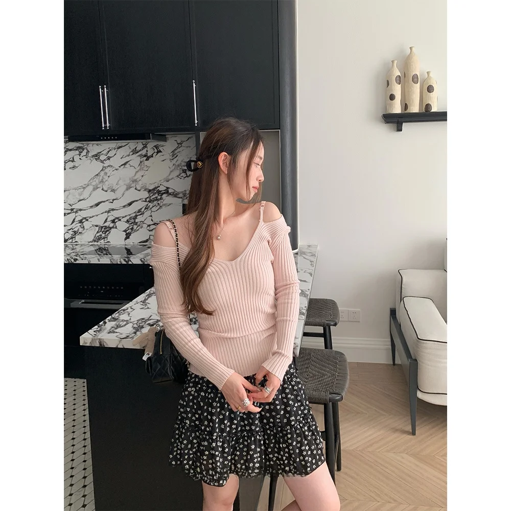 

Вязаный свитер с V-образным вырезом и бретелями на плечах, женский, весенний, модный, повседневный, удобный крой, трикотаж из других тканей