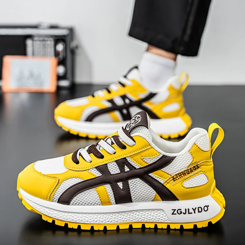 

Летняя дышащая спортивная и повседневная обувь, модные кроссовки с сеткой, легкие, противоскользящие и увеличивающие рост.