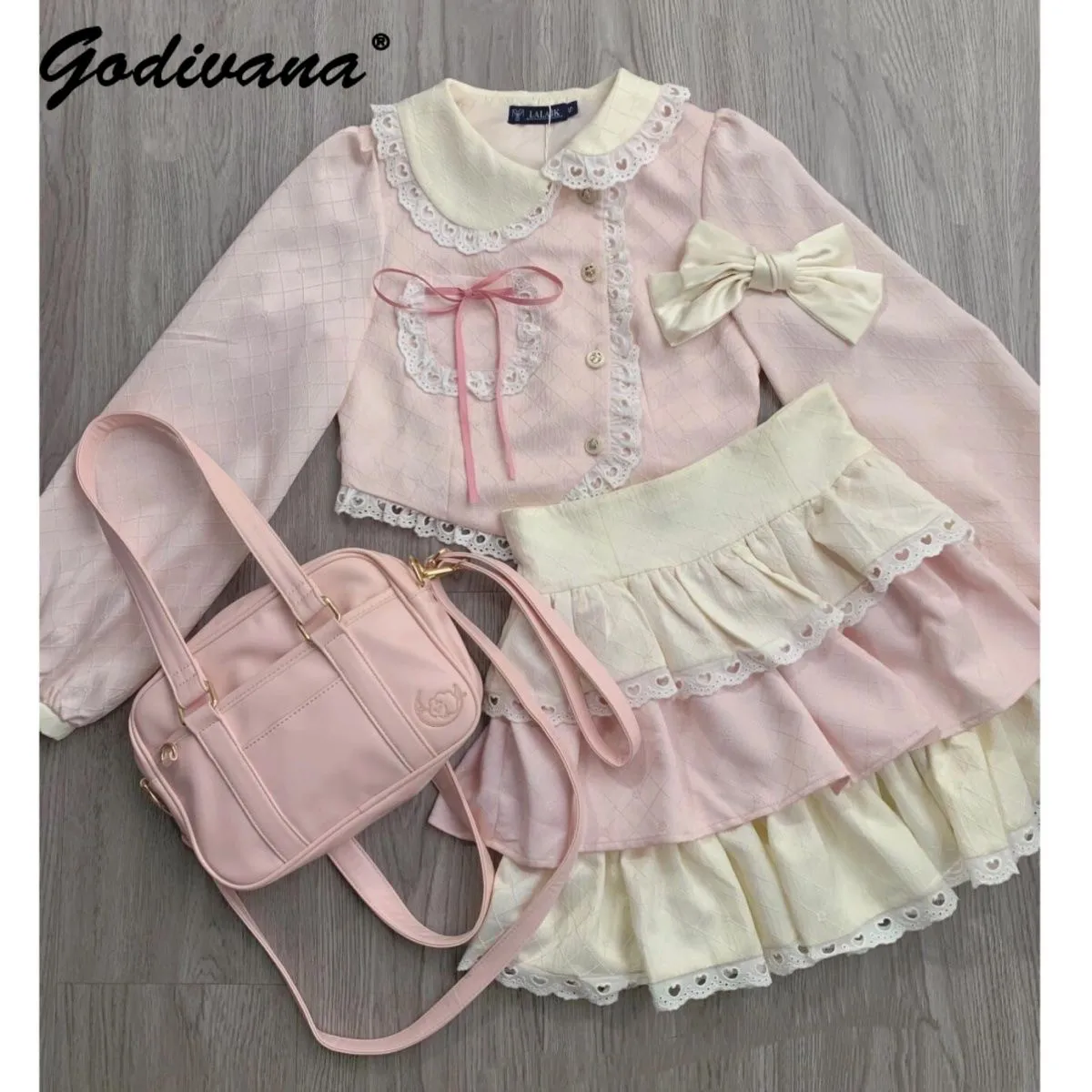 

Комплект для девочек Sweet Girls 2026: Новинка Весны, 2 предмета – Розовый топ с воротником Питер Пэн, кружевной отделкой и бантом, длинными рукавами и плиссированная юбка на резинке