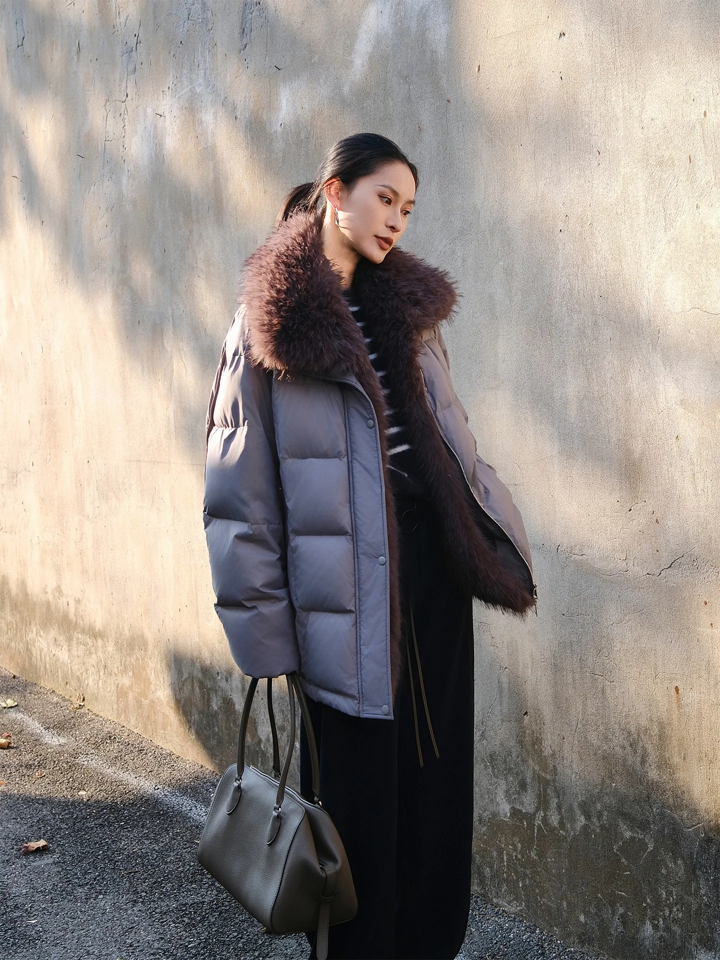 

Зимняя утепленная куртка Jieji Zhang с гусиным пухом, съемным меховым воротником, женская верхняя одежда, повседневная, свободного кроя, нейлоновая