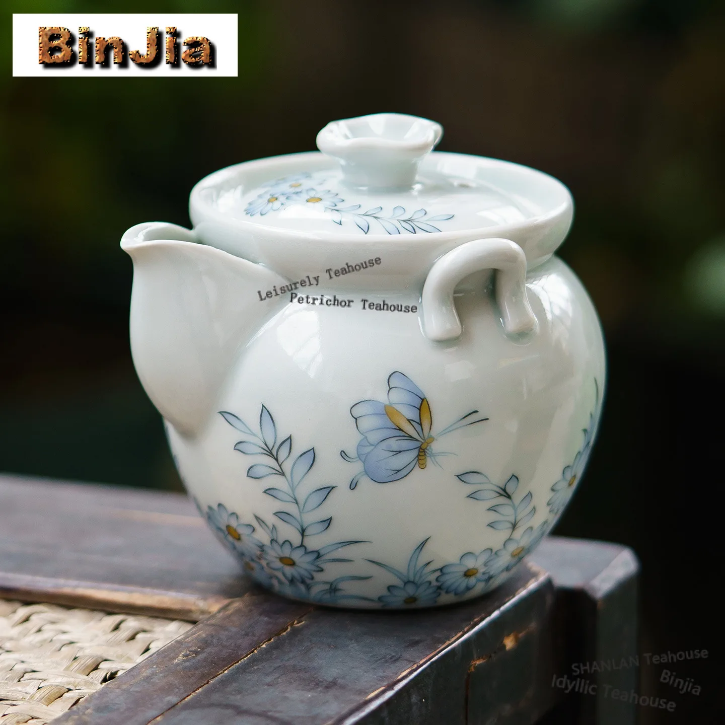 207ml Sky Blue Butterfly Love Flower Hand-grasp Pot Aesthetic Tea Infuser Pot Tea Soaking Kettle With Filter Teaware Supplies