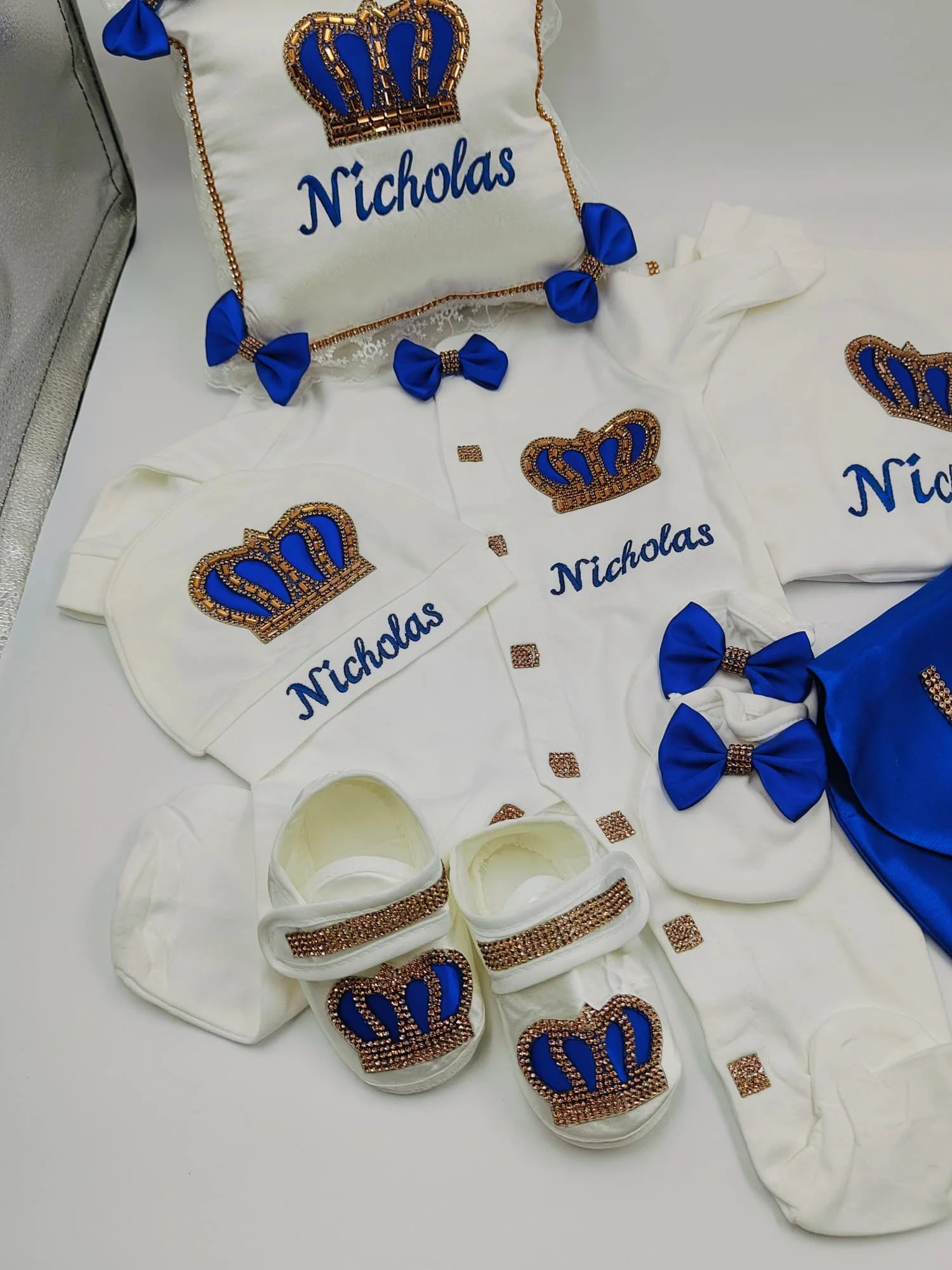 High End Custom Name Baby 7Pcs Set Royal Blue Crystal Crown Footed Romper 100% Cotton Skin Friendly Newborn Commemorative Gift