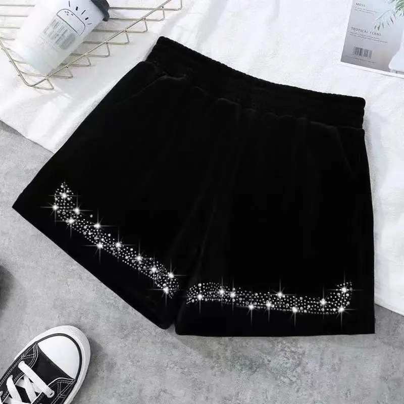 Golden Velvet Shorts for Women Spring Autumn New Elastic Waist Loose All-match Casual Wide Leg Shorts Vintage Fashion Clothing