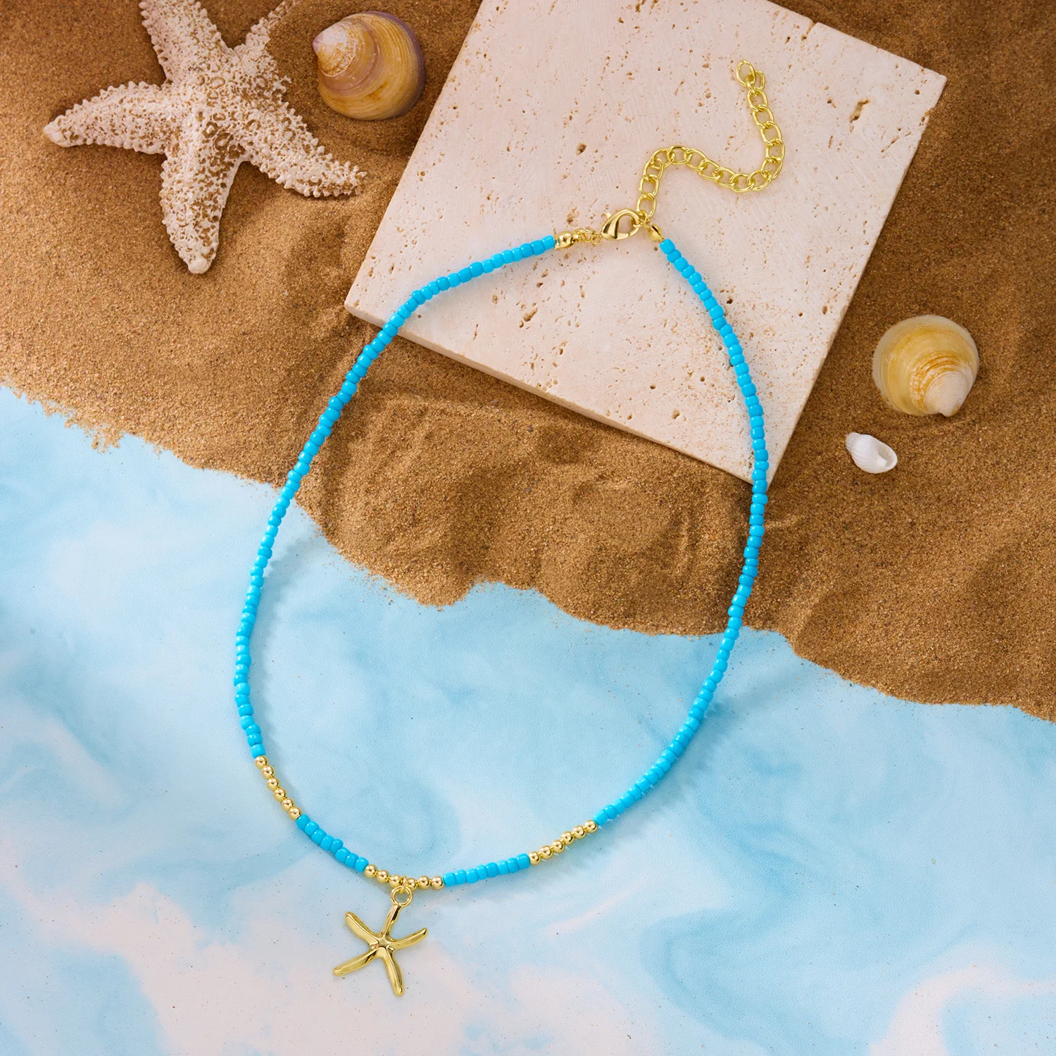 Boho Weiße Reisperlen-Halskette für Frauen Niedlicher Fisch-Imitationsperlen-Anhänger Bunter Choker Sommer Strand Y2K Halsschmuck Geschenk – Detail 6