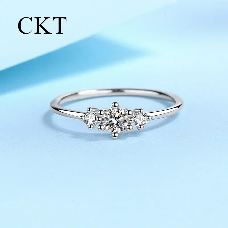 

18K White Gold Luxury 0.26 Carat Moissanite Ring for Women Pt950 Platinum Gift for Girlfriend Sparkling Wedding Bands Jewelry